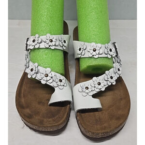 Sophia Milano Wedge Thong Sandals Leather Flowers White Size 8 Italy
